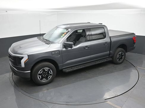 Used 2023 Ford F150 Lightning XLT AWD/4WD image 32