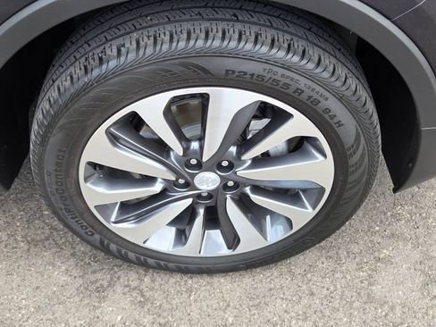 Used 2022 Buick Encore Preferred w/ Safety Package AWD/4WD image 9