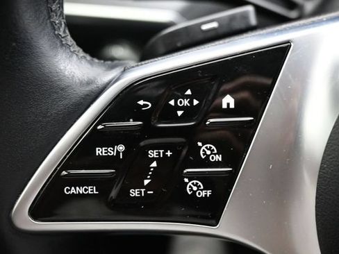 Used 2022 Mercedes-Benz C 300 Sedan image 9