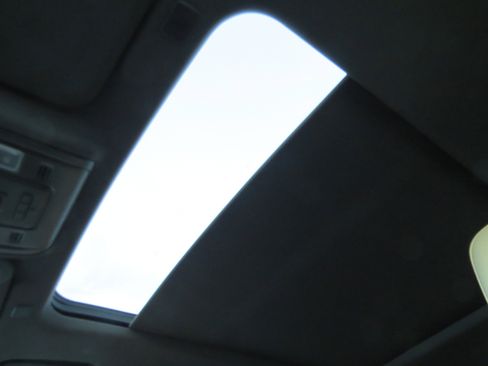 Used 2023 Chevrolet Tahoe LT image 29