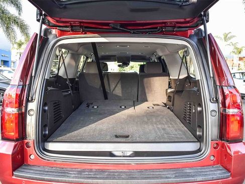 Used 2020 Chevrolet Suburban LS w/ Enhanced Driver Alert Package image 24