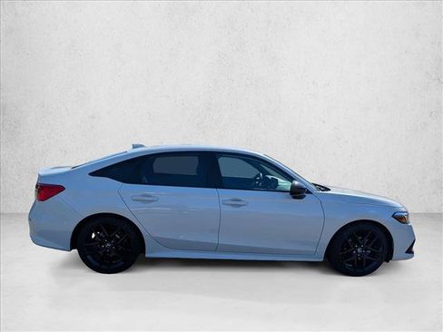 Used 2024 Honda Civic Sport image 4
