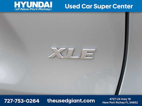 Used 2023 Toyota RAV4 XLE w/ Convenience Package image 15