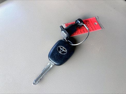 Used 2018 Toyota Sequoia SR5 w/ Premium Package image 13