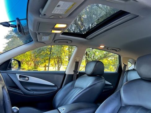 Used 2017 INFINITI QX50 Base image 47