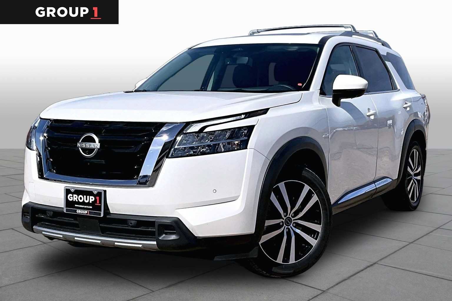 Used 2024 Nissan Pathfinder Platinum w/ Cargo Package AWD/4WD image 1
