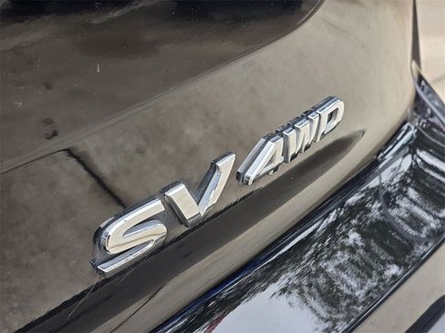 Used 2024 Nissan Pathfinder SV w/ SV Premium Package image 16