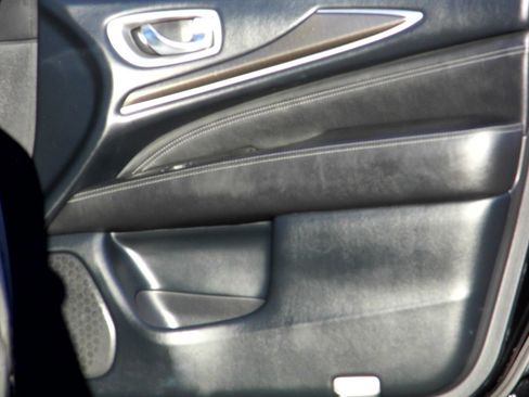 Used 2020 INFINITI QX60 Luxe w/ Essential Package image 24