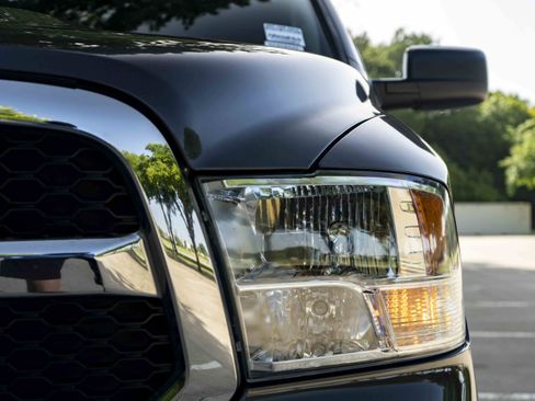 Used 2019 RAM 1500 Tradesman w/ Chrome Plus Package RWD image 11