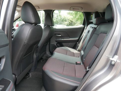 New 2025 Nissan Kicks SR image 6