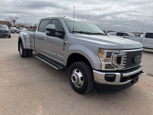 Used 2022 Ford F350 Lariat w/ Lariat Ultimate Package image 1