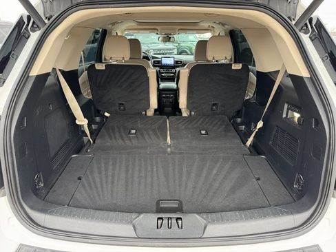 Used 2023 Ford Explorer Limited w/ Equipment Group 301A image 19