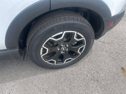 Used 2025 Ford Bronco Sport Outer Banks w/ Outer Banks Tech Package+ image 9