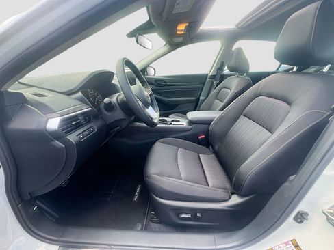 New 2026 Nissan Altima 2.5 SV FWD image 20