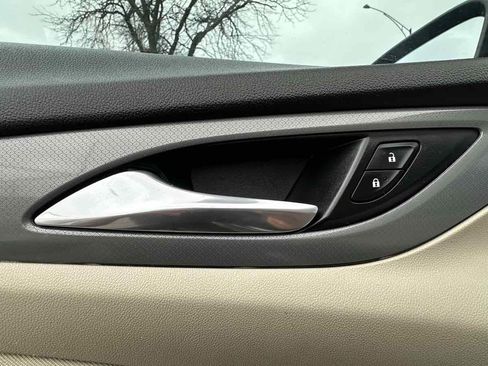 Used 2018 Buick Regal Preferred image 10