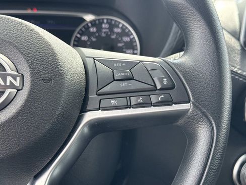 Certified 2025 Nissan Sentra SV FWD image 27