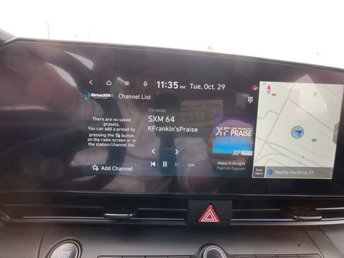 New 2025 Hyundai Elantra SEL image 18