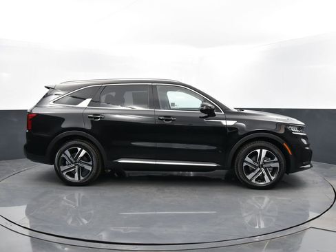Certified 2023 Kia Sorento EX image 43