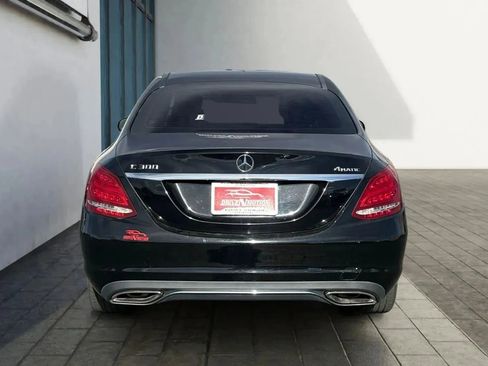 Used 2015 Mercedes-Benz C 300 4MATIC Sedan image 4