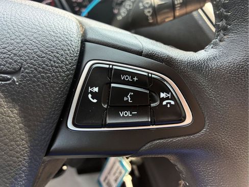 Used 2018 Ford Escape SEL AWD/4WD image 47