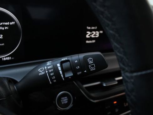 Used 2024 Kia Seltos X-Line AWD/4WD image 14
