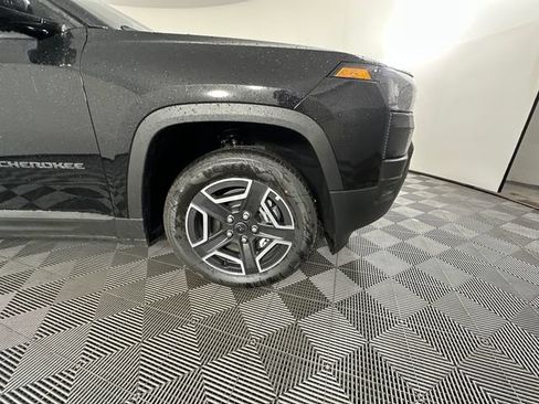 New 2026 Jeep Cherokee Limited AWD/4WD image 4