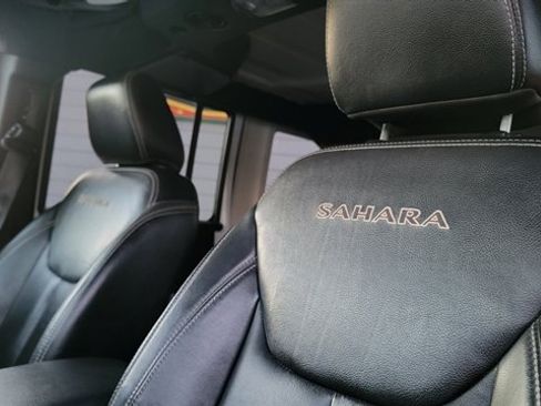 Used 2017 Jeep Wrangler Unlimited Sahara w/ Trailer Tow Group image 21