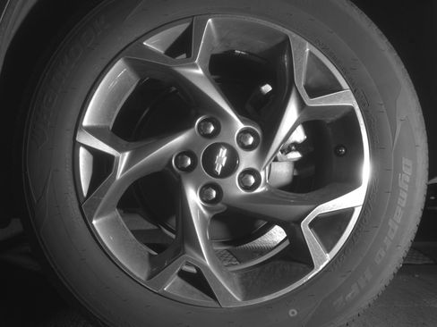 Used 2025 Chevrolet Trax LT FWD image 14