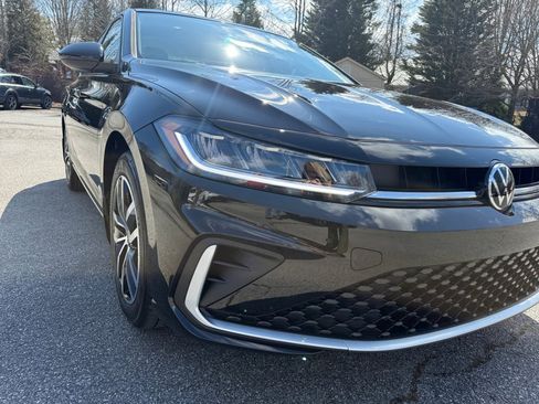 New 2026 Volkswagen Jetta SE image 24