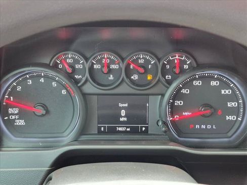 Used 2020 Chevrolet Silverado 1500 Custom w/ Custom Value Package RWD image 9