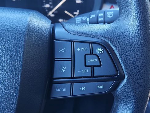 Used 2024 Toyota Sienna LE image 13