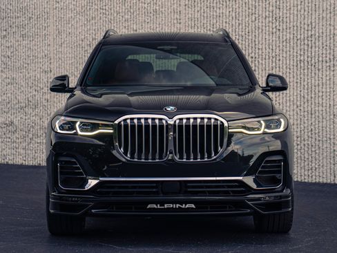 Used 2021 BMW ALPINA XB7 AWD/4WD image 3