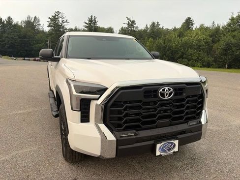 Used 2024 Toyota Tundra SR5 w/ TRD Off-Road Package AWD/4WD image 9