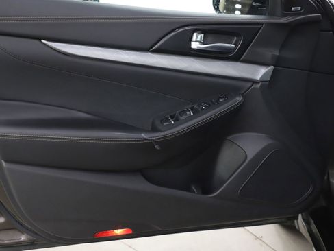 Used 2017 Nissan Maxima 3.5 SL image 17