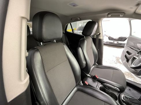 Used 2019 Buick Encore Preferred image 34