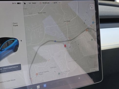 Used 2021 Tesla Model 3 Standard Range Plus image 9