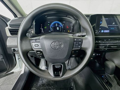 Certified 2025 Toyota Camry LE w/ Convenience Package FWD image 15