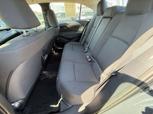 Used 2025 Toyota Corolla LE image 10