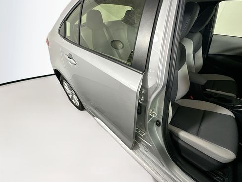 Used 2023 Toyota Corolla LE w/ LE Convenience Package FWD image 28