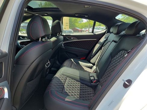 Used 2025 Genesis G70 3.3T Advanced w/ Sport Prestige Package image 13