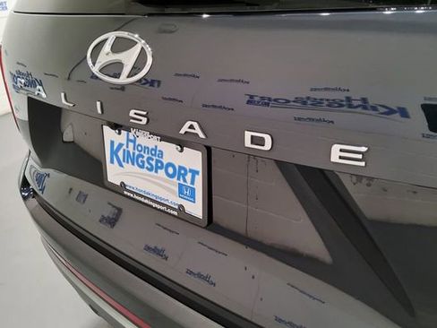 Used 2024 Hyundai Palisade Limited image 40