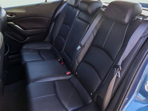 Used 2017 MAZDA MAZDA3 Touring image 27