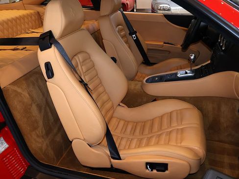 Used 2001 Ferrari 550 Maranello Coupe RWD image 43