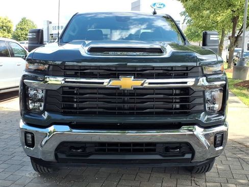 Used 2026 Chevrolet Silverado 2500 LT w/ Leather Package AWD/4WD image 7