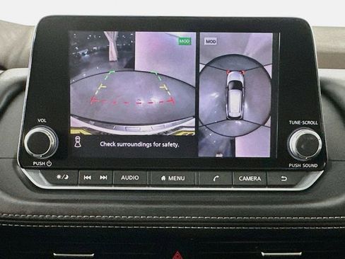 Used 2021 Nissan Rogue SL FWD image 14