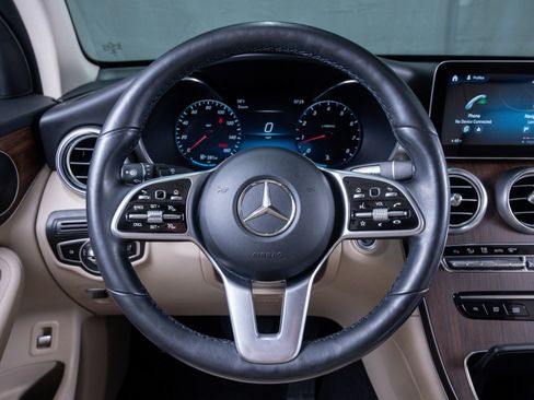 Used 2022 Mercedes-Benz GLC 300 4MATIC image 15