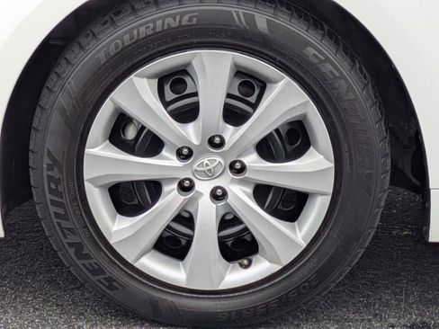 Used 2023 Toyota Corolla LE image 13