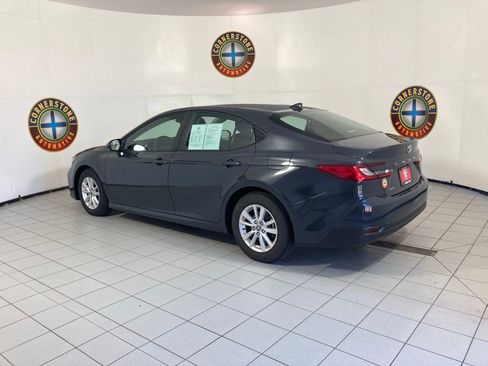 Used 2025 Toyota Camry LE FWD image 22