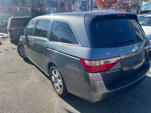 Used 2012 Honda Odyssey LX image 3