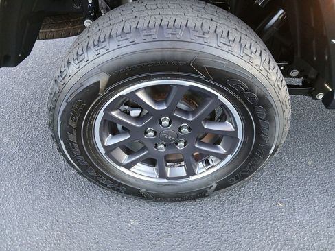 Certified 2023 Jeep Gladiator Overland image 19